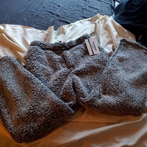 NWT Top Drawer Sasquatch Lounge Pants